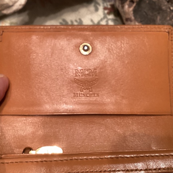 MCM Visetos Trifold Wallet in Cognac, Red & Black - Picture 3 of 11